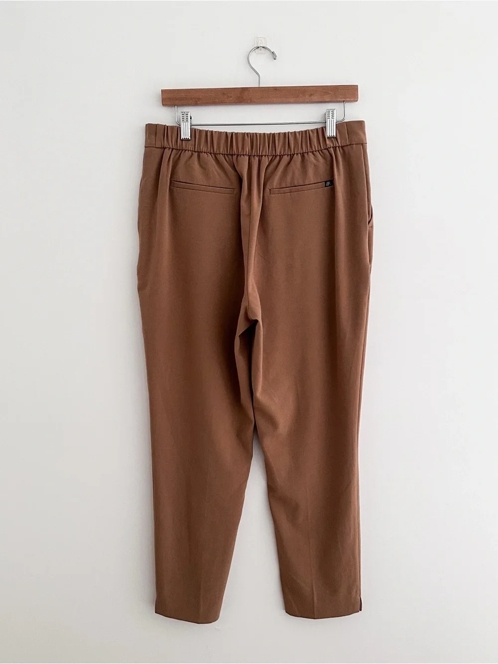 Banana Republic Tapered Pull-On Pant Warm Cognac Brown Cropped Length Size 10